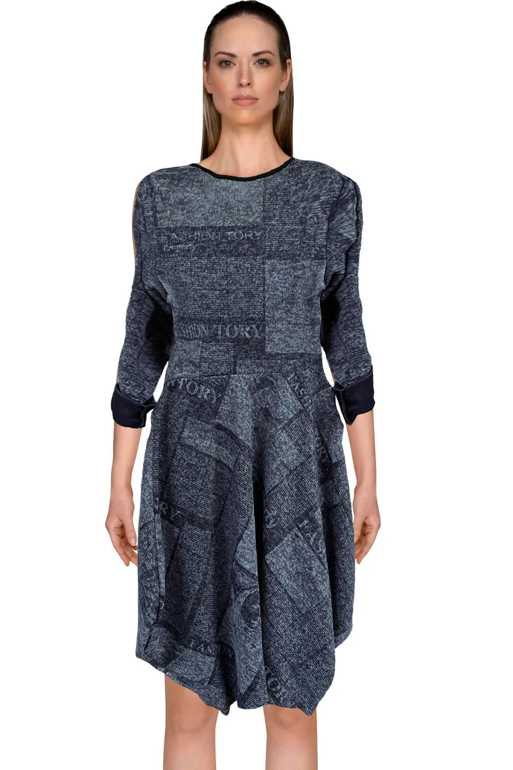 Vestido midi azul con varios estampados