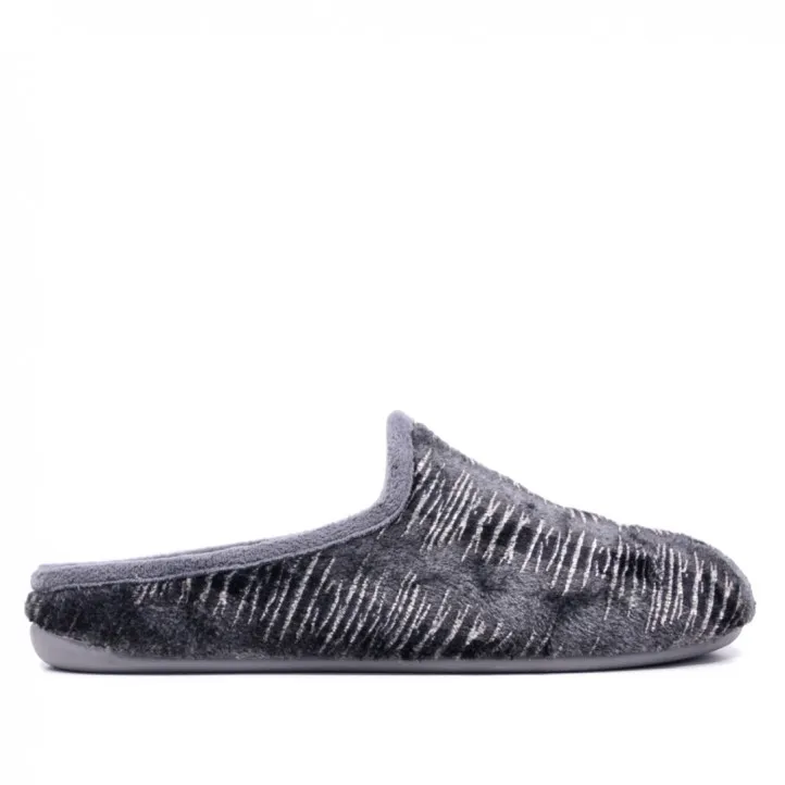 Zapatillas casa grises comfort  estampado animal print