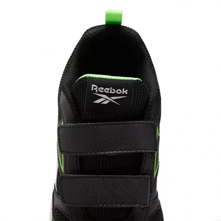 Zapatillas deporte Reebok negras con detalles en blanco y verde