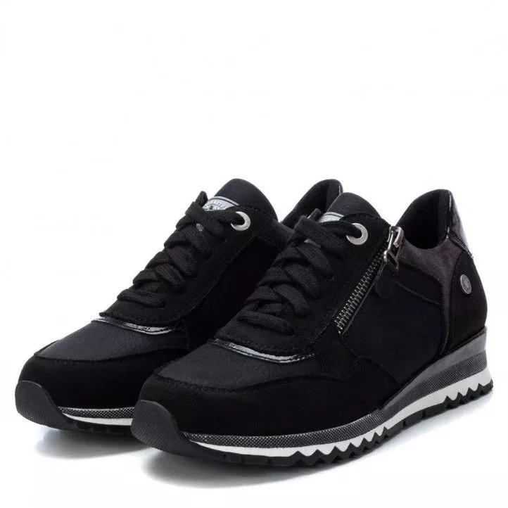 Zapatillas deportivas Refresh negras con detalles plateados, cordones y cremallera