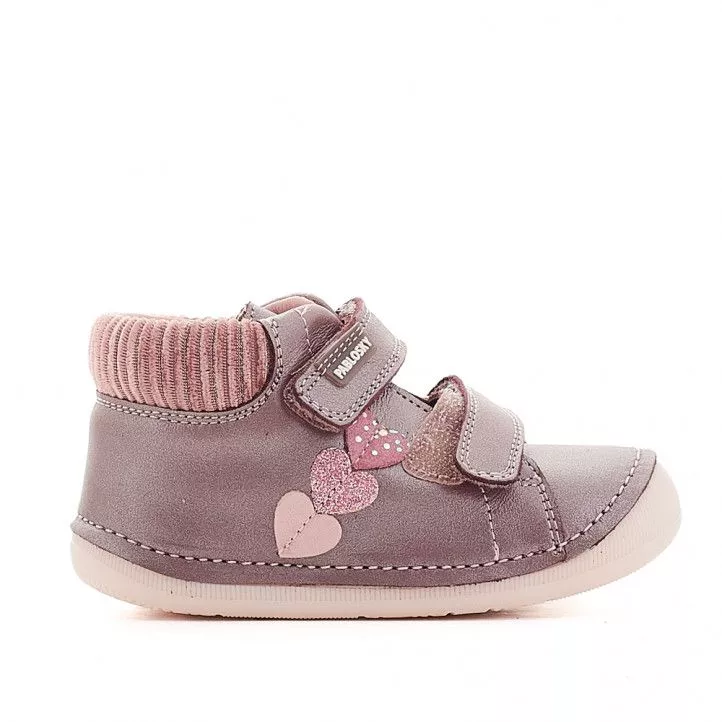 Zapatos abotinados Pablosky rosas con corazonez