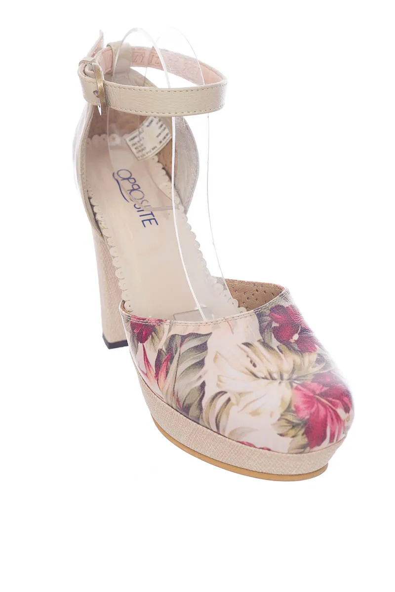 ZAPATOS COLOR BEIGE  OPPOSITE
