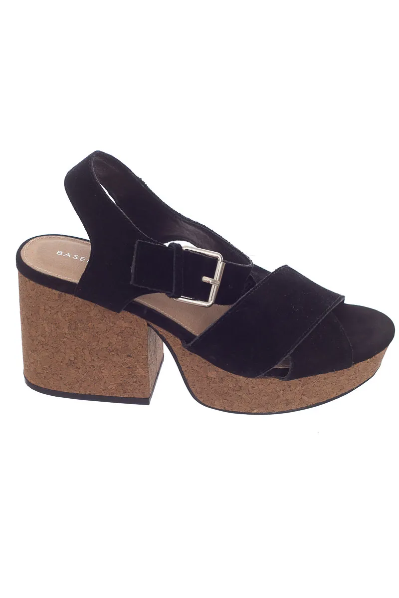 ZAPATOS COLOR NEGRO  BASEMENT