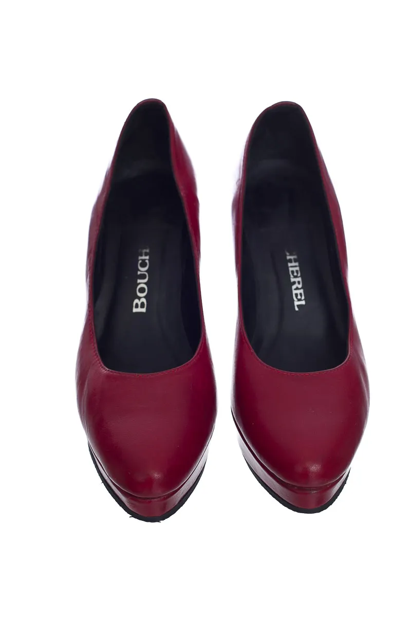 ZAPATOS COLOR ROJO  BOUCHEREL