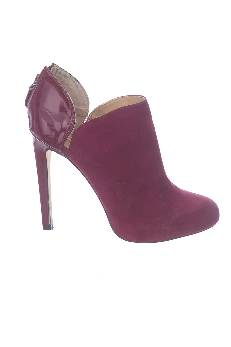 ZAPATOS COLOR VINOTINTO  GABRIELLA ROCHA